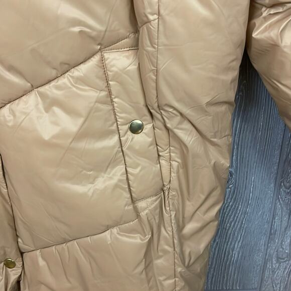 J. Crew Villa Shiny Puffer Coat Made with PrimaLoft in Sand Castle Size S NWT - Picture 8 of 15